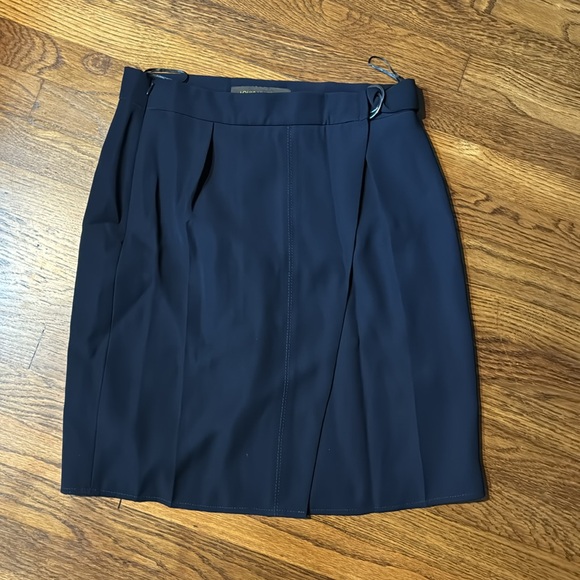 Louis Vuitton Uniform skirt size 38 - Picture 5 of 7